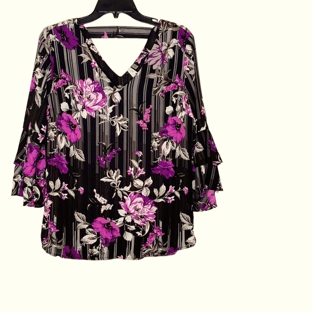 Ny Collection floral blouse. Size S